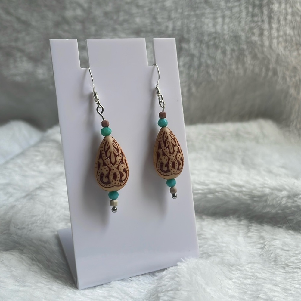 Hand crafted 925 silver hook beaded earrings